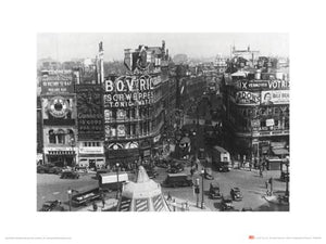 Kunstdruk Time Life Piccadilly Circus London 1942 40x30cm Pyramid PPR44381 | Yourdecoration.nl