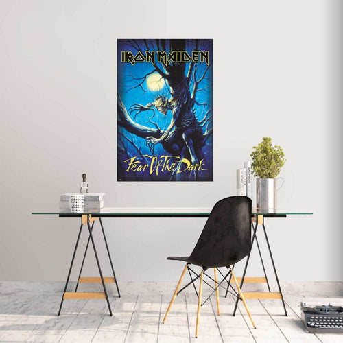 Poster Iron Maiden Fear Of The Dark 61x91 5cm Grupo Erik GPE5766 Sfeer | Yourdecoration.nl