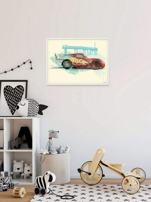 Komar Cars Lightning McQueen Kunstdruk 40x30cm Sfeer | Yourdecoration.nl