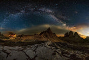 Wizard+Genius Galaxy Dolomites Vlies Fotobehang 384x260cm 8 banen | Yourdecoration.nl