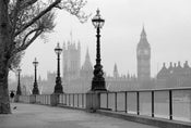 Wizard+Genius London Fog Vlies Fotobehang 384x260cm 8 banen | Yourdecoration.nl