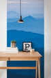 Komar Blue Mountain Vlies Fotobehang 100x250cm 1 baan Sfeer | Yourdecoration.nl