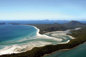 Dimex Aerial View of Beach Fotobehang 375x250cm 5 banen | Yourdecoration.nl